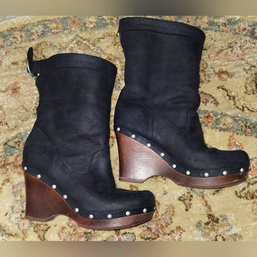 Ugg Carnegie Black Cream Clog Sherpa Studded Leather Boots Size 8 Shearling